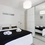 Maria Yourhosthelper Appartement Cannes