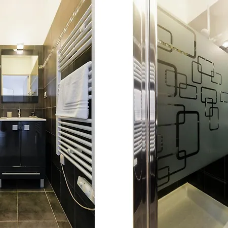 Maria Yourhosthelper Apartamento